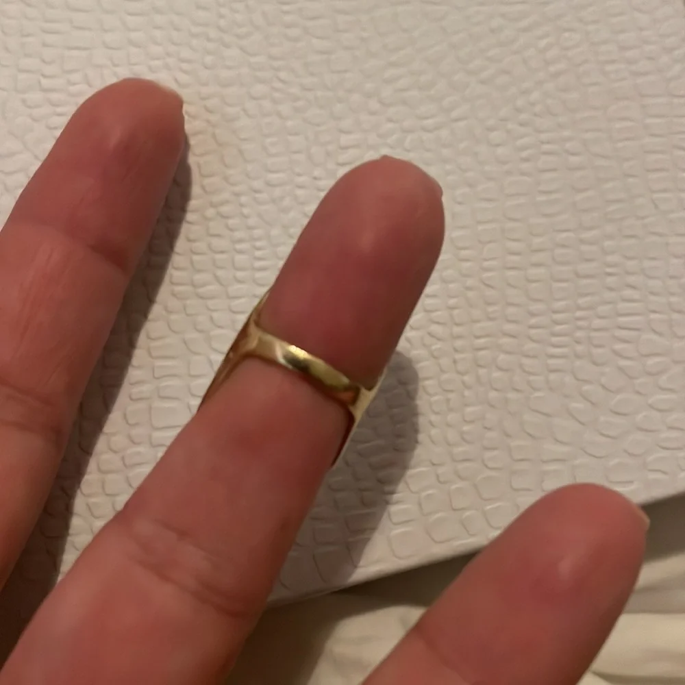 Nail ring solid 14k - Picture 9 of 9